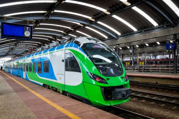 Польша обвинила Россию в массовой остановке поездов по всей республике