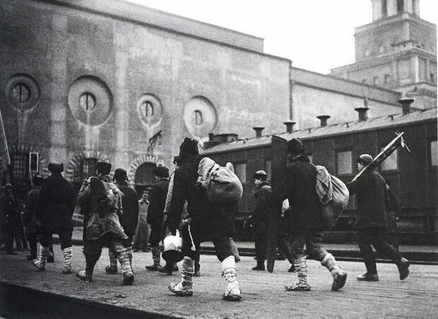На заработки в Москву. Казанский вокзал 1930 г. СССР, история, фото