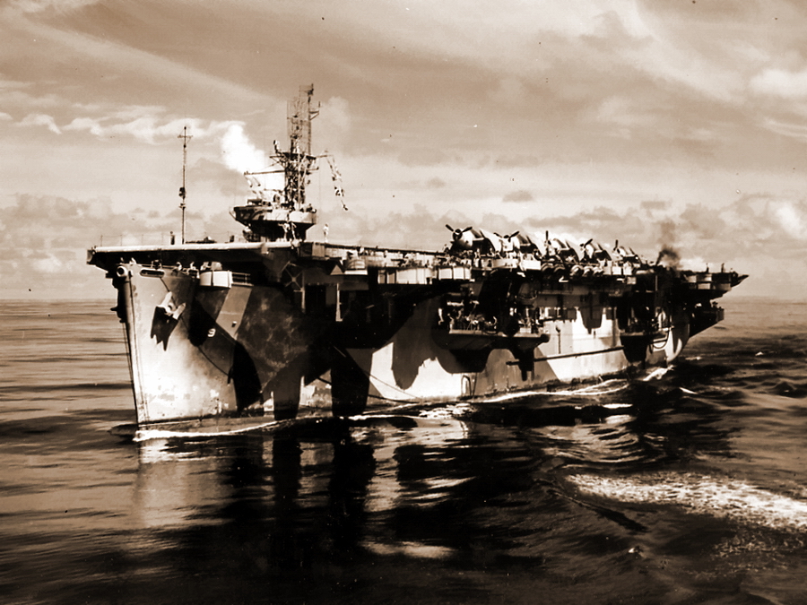 Эскортный авианосец «Боуг» (USS Bogue, CVE-9), июнь 1944 года. Авиагруппировка подобных кораблей составляла одну смешанную эскадрилью бомбардировщиков «Эвенджер» и истребителей «Уайлдкэт» http://www.navsource.org - Шпион с потопленной подлодки | Военно-исторический портал Warspot.ru