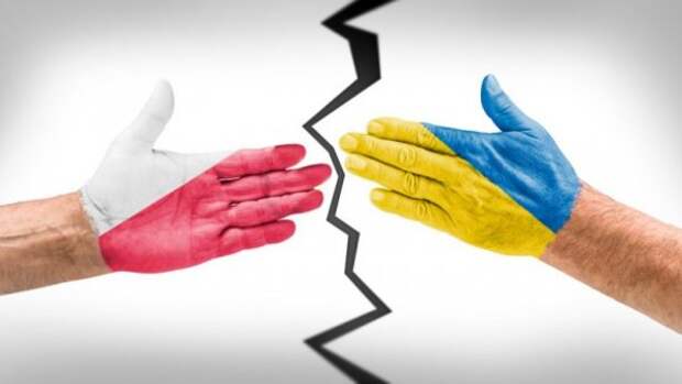 Украина реагирует на обвинения Варшавы
