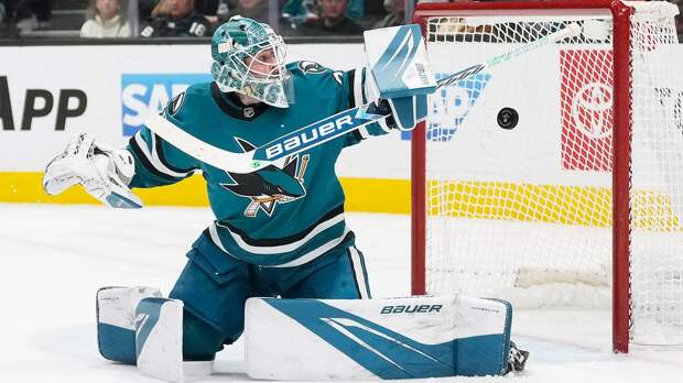 38 сэйвов Аскарова и дубль Чернышова не спасли «Сан-Хосе» от поражения в матче с «Ванкувером»