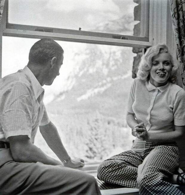 Мэрилин Монро с мужем, 1954