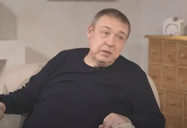 Семчев назвал глупостью отъезд артистов из России