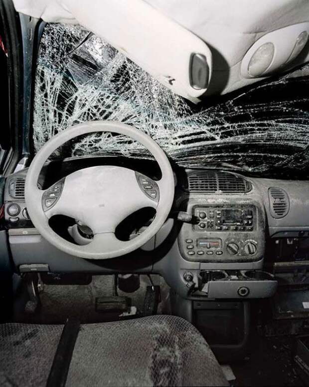 Что видит перед собой водитель, попавший в серьезную аварию