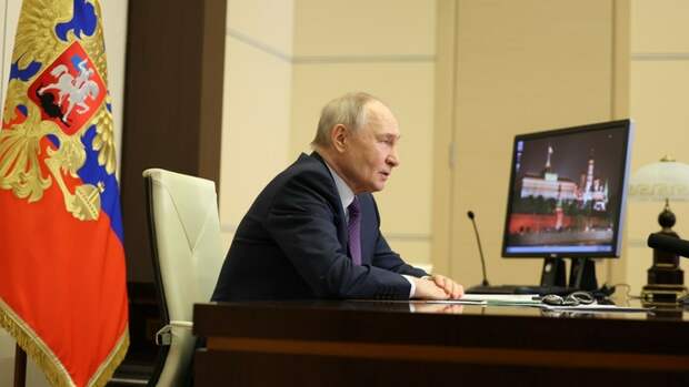 "В вежливость не играет". Эксперты оценили критику правительства на совещании у Путина