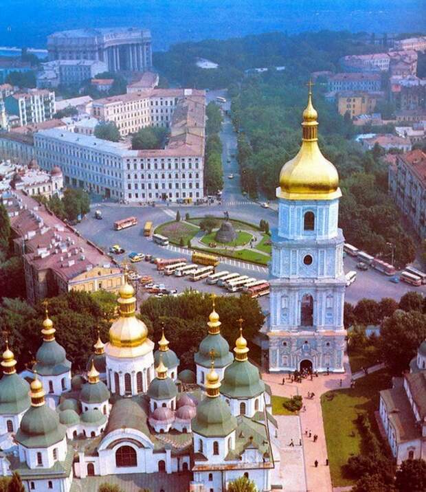 Софийская площадь в Киеве 1981 год, СССР, история, люди, фото