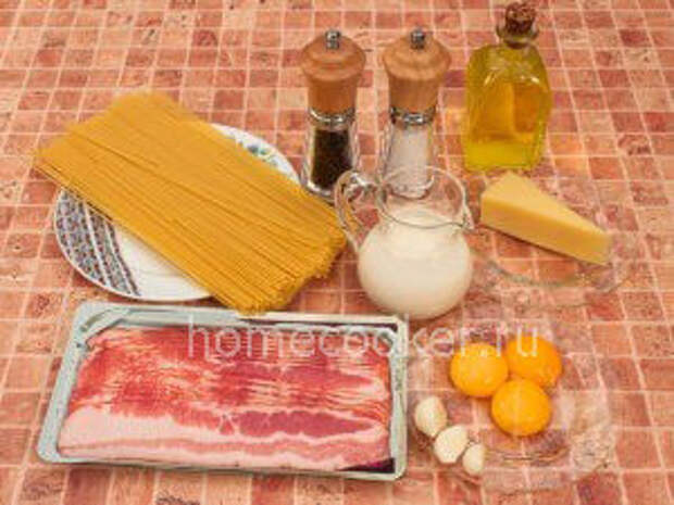 Ingredienty dlya pasty Karbonara 300x225 Паста «Карбонара»