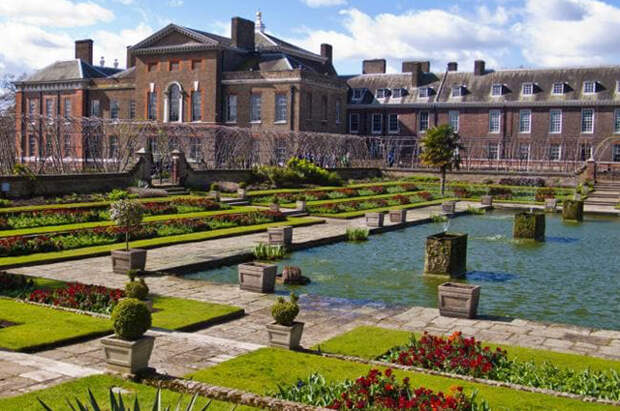 Сады Кенсингтонского дворца, где живут Уильям и Кейт
