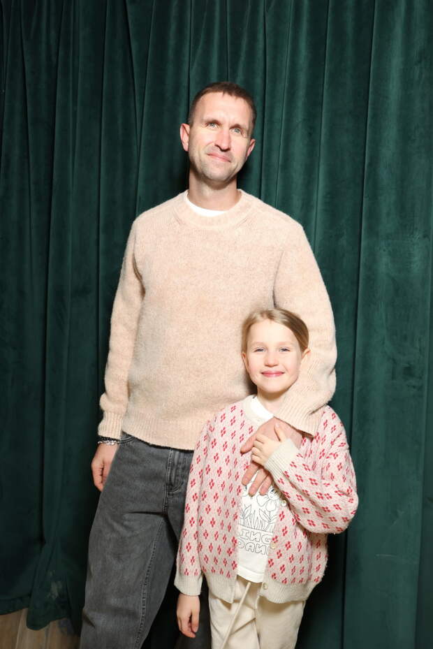 Блошка: Аглая Тарасова, Юрий Колокольников и Ольга Сутулова