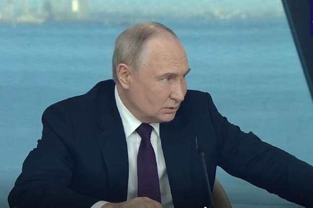 Путин заявил, что США избавятся от Зеленского через год