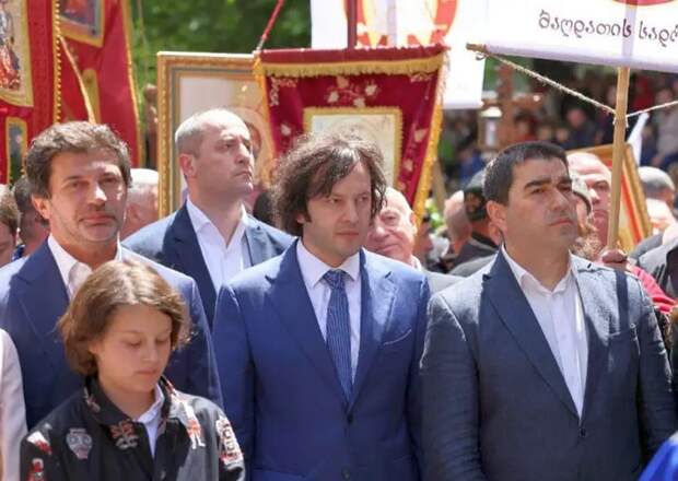 Премьер Грузии заявил, что один из еврокомиссаров «припугнул» его примером