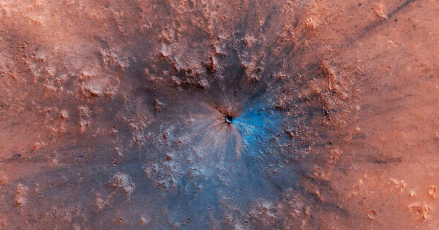 Марс и его "истинный" цвет/©NASA (больше фото в статье по ссылке ниже)