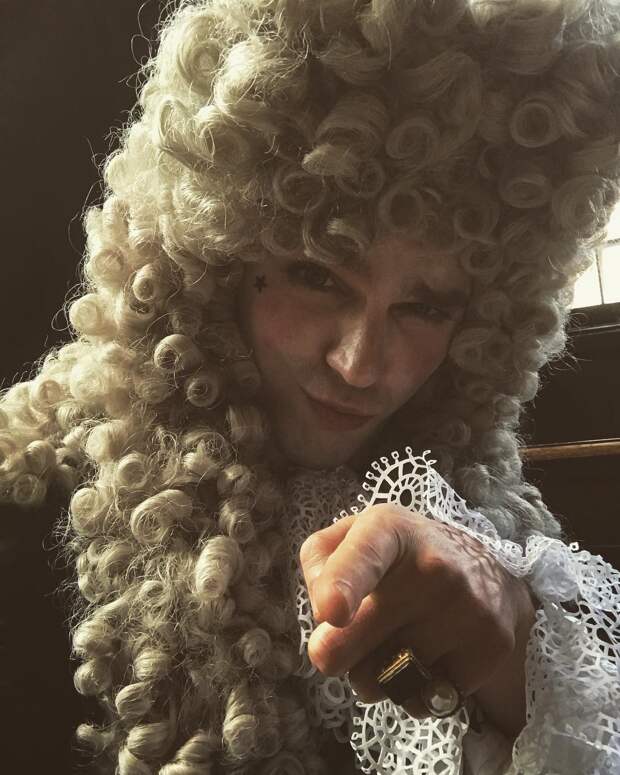 Рождение звезды: Николас Холт отмечает 35-летие Рождение звезды: Николас Холт отмечает 35-летие