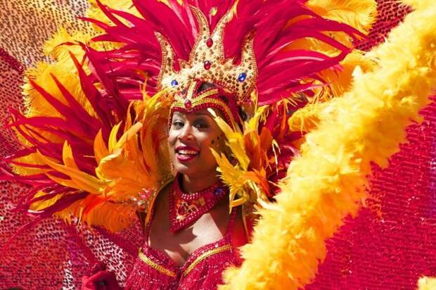 Мэр Уфы пообещал провести в городе «бразильский» карнавал