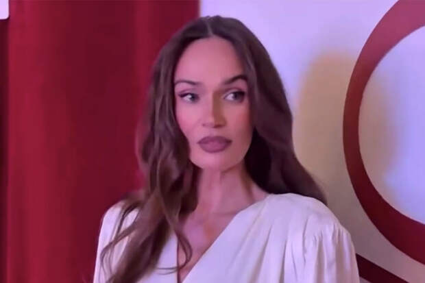 Ведущая Водонаева заявила, что встречается с несколькими партнерами одновременно