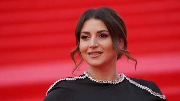 Жасмин скрывала внука: тайны 48-летней бабушки