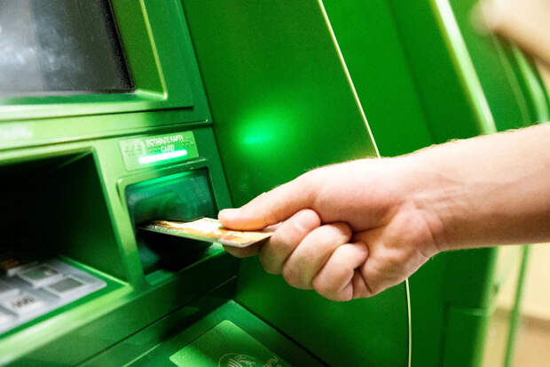 Ставки по кредитным картам в России достигли 50% годовых