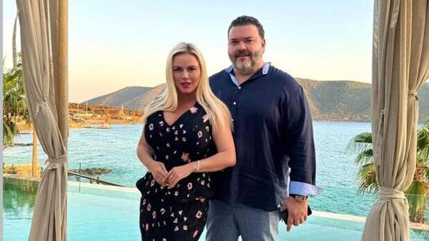 Анна Семенович объявила о разводе жениха — подготовка к свадьбе уже началась