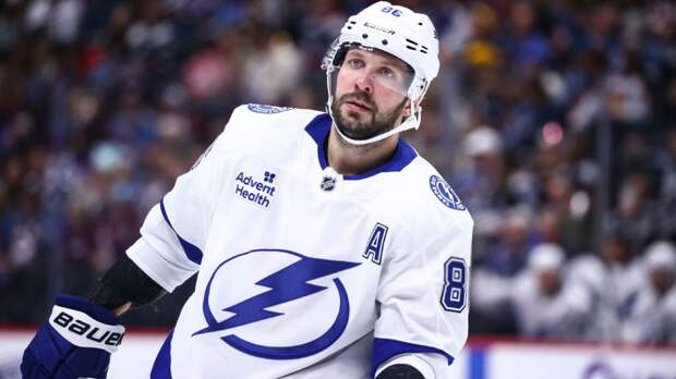 «Тампа» поздравила Кучерова с 400-м голом в НХЛ