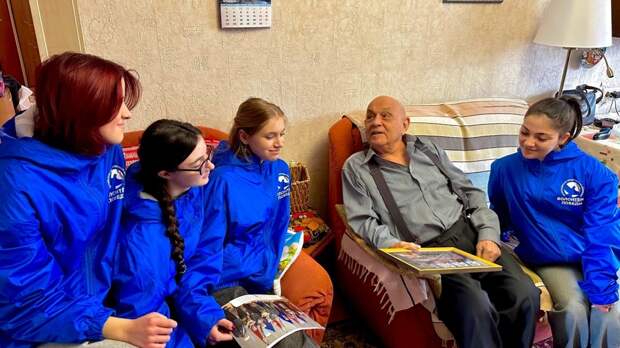 «Волонтеры Победы» провели акции в День освобождения узников концлагерей