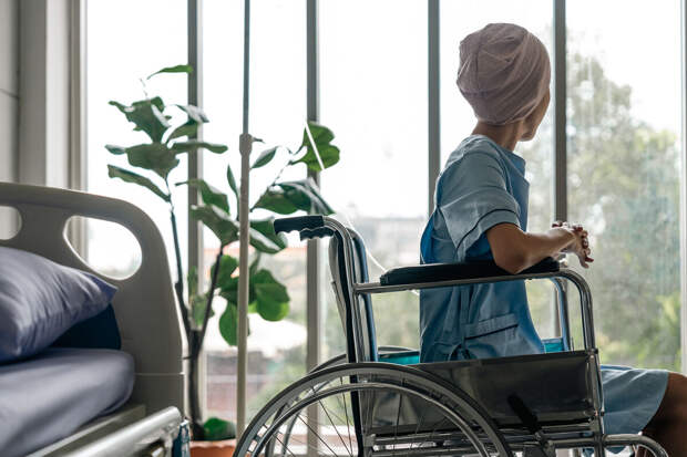 В ЛЭТИ создали стеклянные чипы для синтеза наночастиц для лекарств против рака