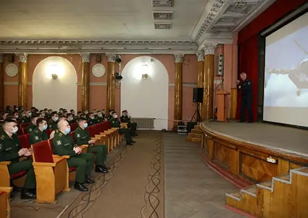 В Военно-космической академии имени А.Ф. Можайского прошёл концерт в поддержку военной спецоперации на Украине «Zа победой»