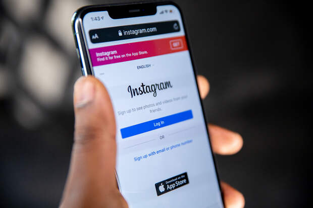 Instagram запретит взрослым отправлять сообщения незнакомым детям