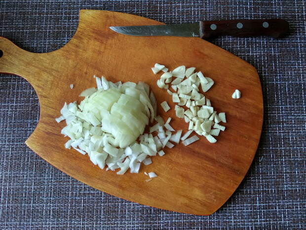 Нежные жареные «колобки» из пшена и грибов - вкусная, современная закуска, ещё и бюджетная
