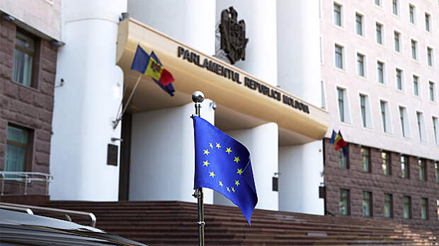 В ЕС отреагировали на запрет в Молдавии шести телеканалов
