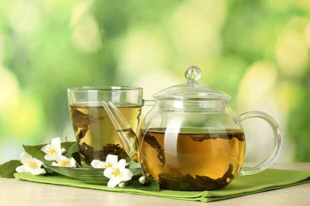 Травяные чаи являются неотъемлемым компонентом терапии по очищению крови