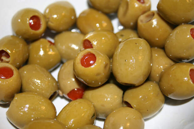 There are two kinds of people in this world: People who know that olives are gross, and fucking psychopaths.