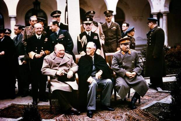 Уинстон Черчилль, Франклин Делано Рузвельт и Иосиф Сталин (слева направо). Февраль 1945 года, Ялта Фото: Global Look Press