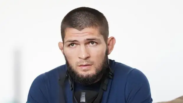 Нурмагомедов опубликовал пост ко Дню матери