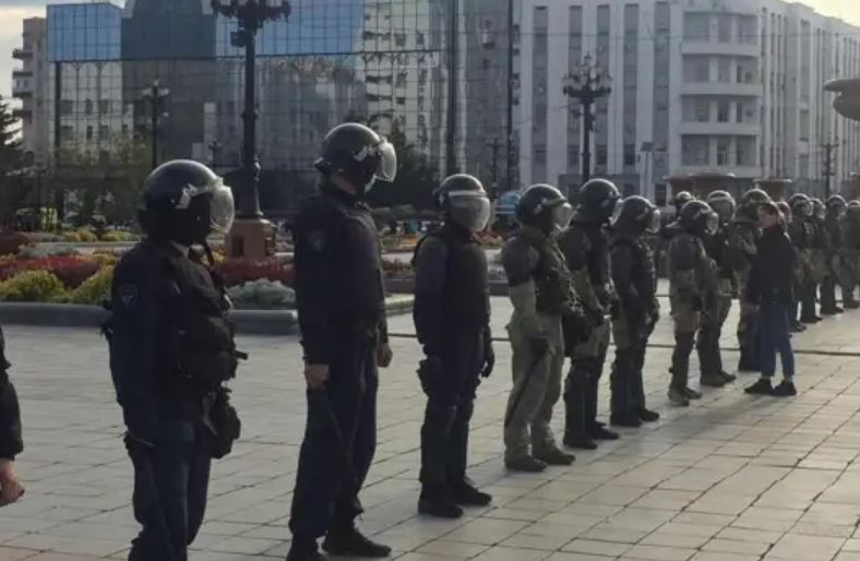 Когда ОМОН прав – о задержании наглых провокаторов в Хабаровске