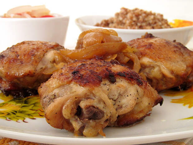 Куриные бедра жареные со вкусом шашлыка Куриные бедра жареные со вкусом шашлыка