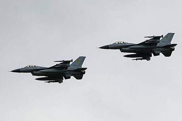 В Китае объяснили неспособность украинских пилотов использовать F-16 в сложных миссиях