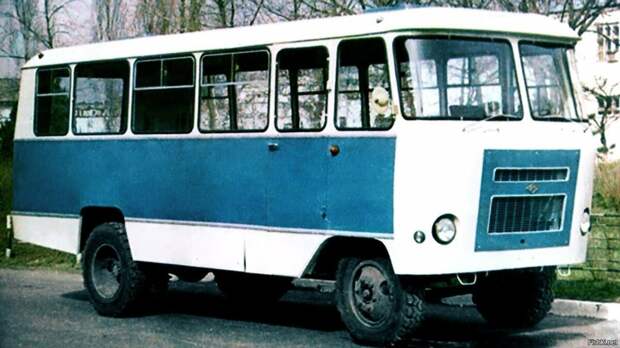 История создания автобусов модели ПАЗ в СССР. Какие изменения были у этого транспорта и за что его хвалили граждане