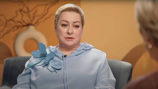 СМИ: Актриса Мария Аронова обратилась к врачам из-за долгих приступов икоты