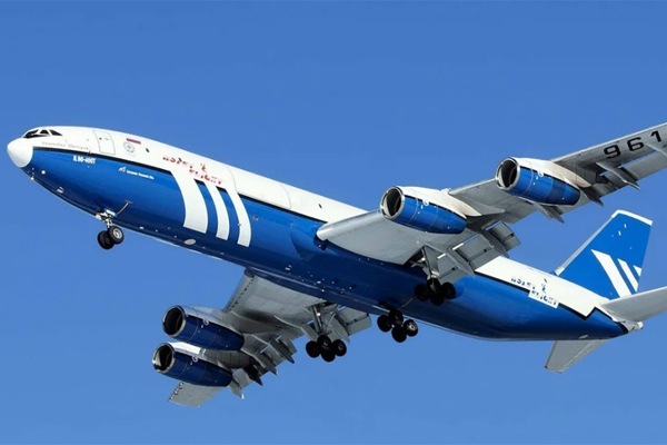 Ил-96-400М
