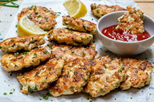 Куриные оладушки. \ Фото: blondelish.com.