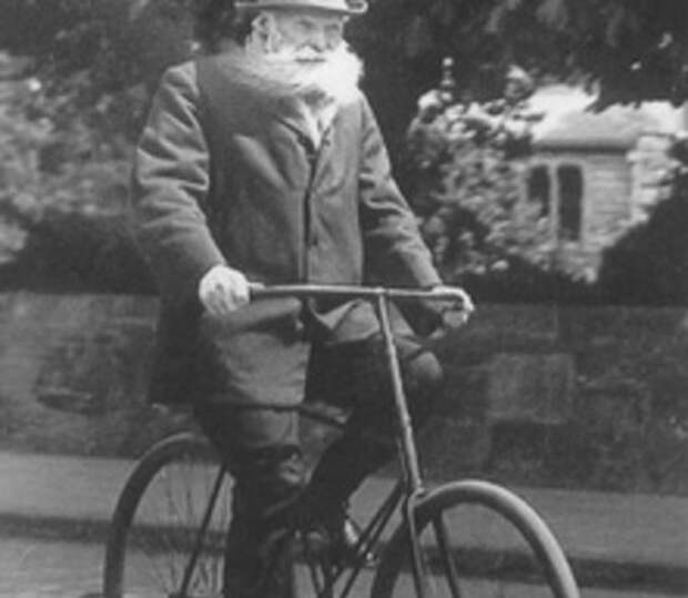 Джон Дунлоп на велосипеде