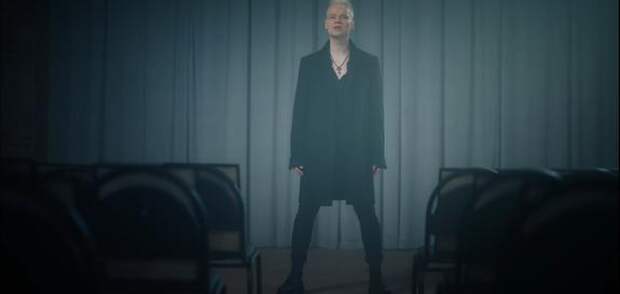 Во время концерта в Ледовом дворце Shaman назвал лучший подарок для женщин