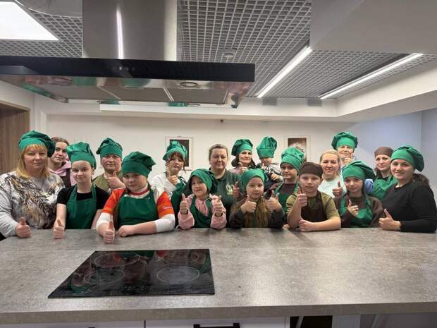 В Менделеевске прошел кулинарный мастер-класс для семей участников СВО