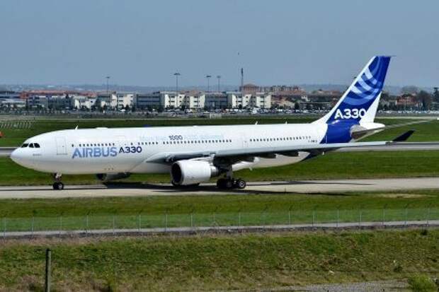 Airbus A330-200 в корпоративных цветах Airbus Industrie