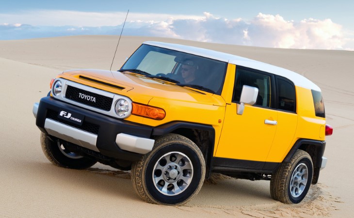 Toyota FJ Cruiser авто, выпуск