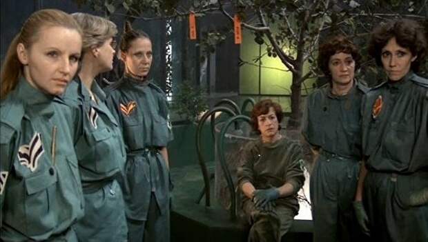 Кадр из фильма "Новые Амазонки" 1983 года. Изображение из открытого доступа.