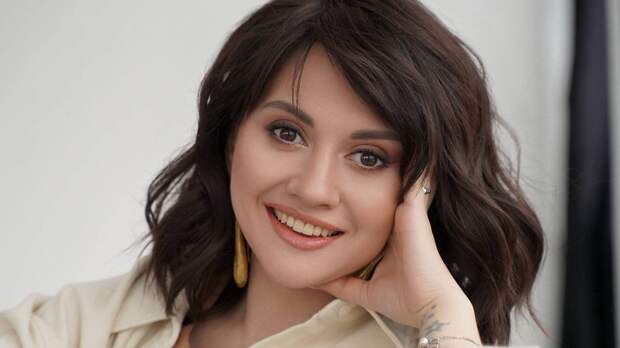 «Жизнь удивительна»: Анна Руднева из «Ранеток» станет мамой в третий раз