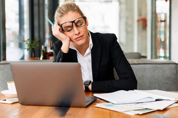 "Стахановец": "ок", "понятно" и "делайте как знаете" предсказывают увольнение