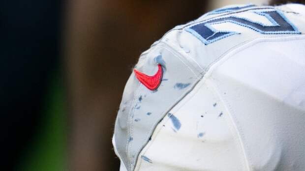 Titans uniform