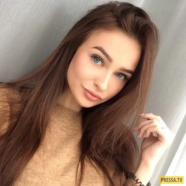 Красивые девушки из России (29 фото)